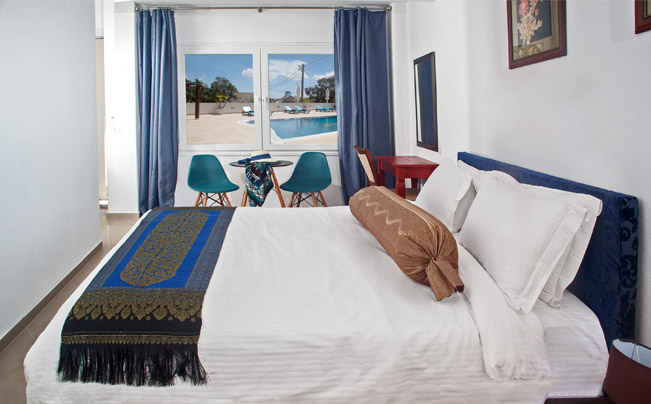 HONEYMOON ROOM